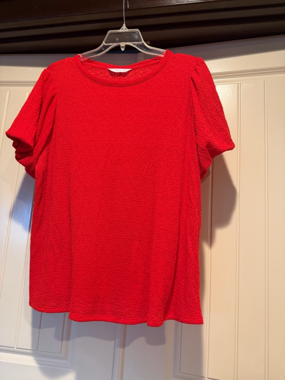 LC Lauren Conrad Bright Red Textured bubble Short Sleeve Tee